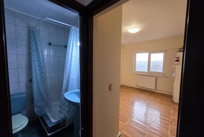 Apartament cu 4 camere decomandat în Central - 14