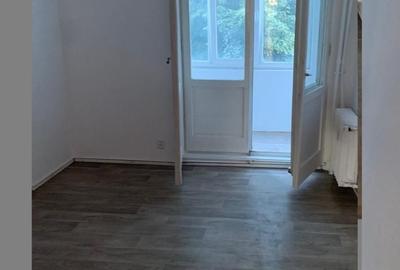 Apartament cu 3 camere în Militari