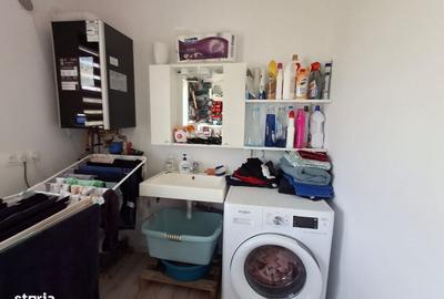 Casă cu 4 camere în Bucium