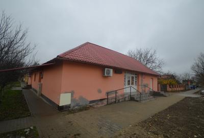 Casă individuală cu 3 camere cu Canalizare în Pădureni (Jebel) - 4
