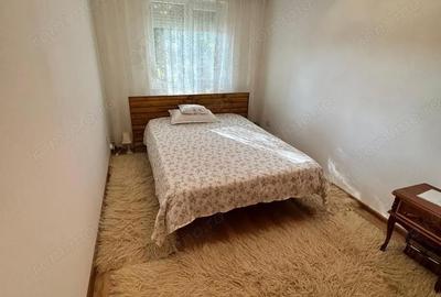 Apartament cu 3 camere semidecomandat în Central - 1