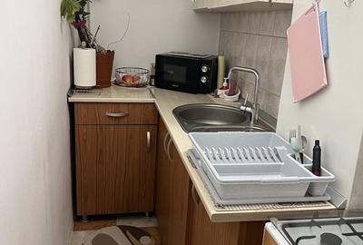 Apartament cu 3 camere semidecomandat în Rogerius - 4