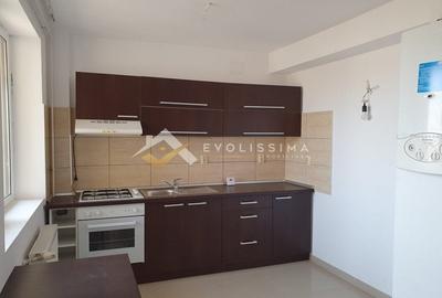 Apartament cu 3 camere decomandat, mobilat în Bran - 2