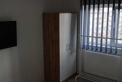 Apartament cu 2 camere decomandat în Titan - 3