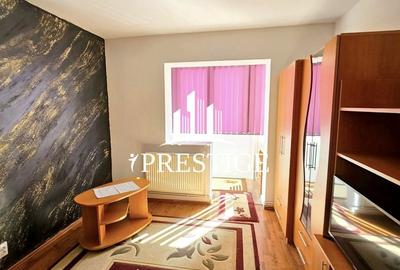 Apartament cu 3 camere semidecomandat, mobilat în Hipodrom 3 - 3