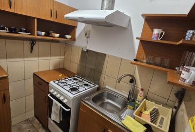 Apartament cu 3 camere semidecomandat, mobilat în Central - 8