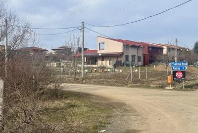 Teren de 802 mp, în Periferie