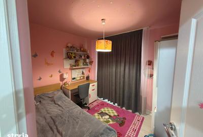 Apartament cu 4 camere decomandat în Periferie - 5