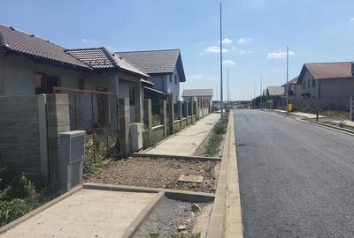 Casă cu 4 camere cu Teren 502 Mp în Giarmata