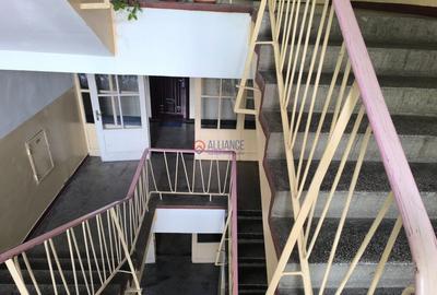 Garsonieră decomandată în Far - 18