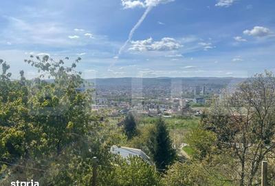 Teren de 890 mp, în Dâmbul Rotund