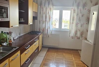 Apartament cu 4 camere decomandat, mobilat în Iancului