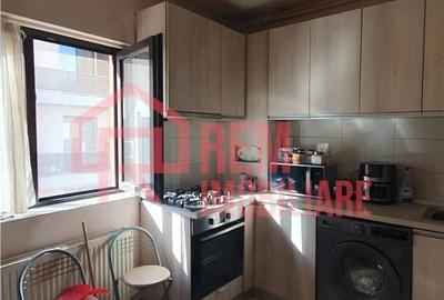 Apartament cu 2 camere decomandat în Fundeni