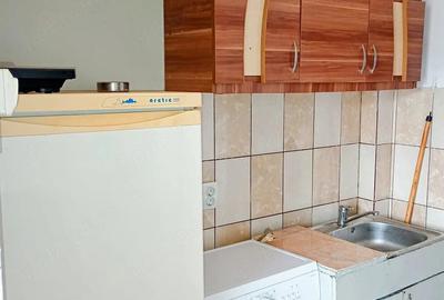 Garsonieră semidecomandată în Dacia