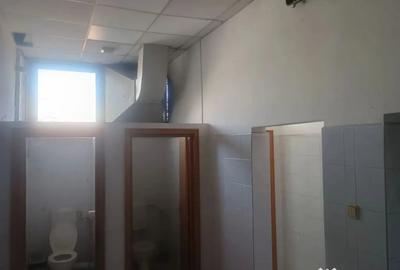 Spațiu comercial, de 500 mp, în Central - 12