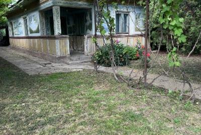 Casă cu 3 camere cu Teren 1300 Mp în Periș