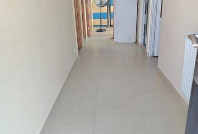 Apartament cu 3 camere decomandat în Central - 1