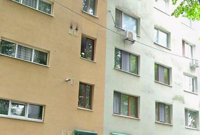 Apartament cu 3 camere decomandat în Drumul Taberei