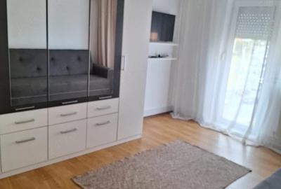 Garsonieră decomandată în UTA - 4