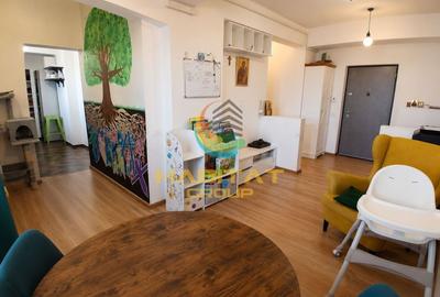 Apartament cu 2 camere semidecomandat, mobilat în Central