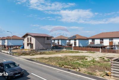 Teren de 775 mp, în Central - 7