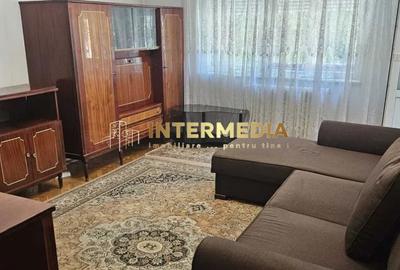 Apartament cu 2 camere decomandat, mobilat în Central