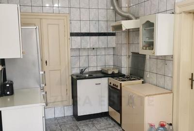 Casă individuală cu 2 camere cu Canalizare în Cristian - 8