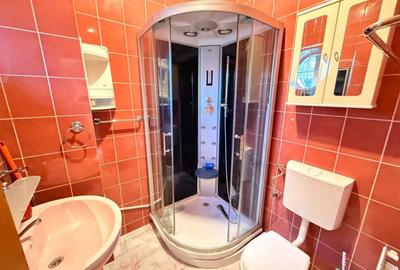 Casă individuală cu 6 camere cu Canalizare în 1 Mai - 10