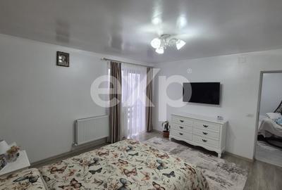 Casă cu 3 camere cu Canalizare în Geamăna - 3
