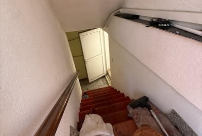 Casă cu 13 camere cu Teren 1580 Mp în Cățelu - 3