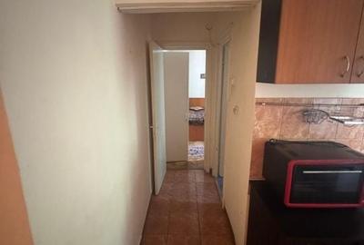 Apartament cu 2 camere decomandat în Calea București - 2
