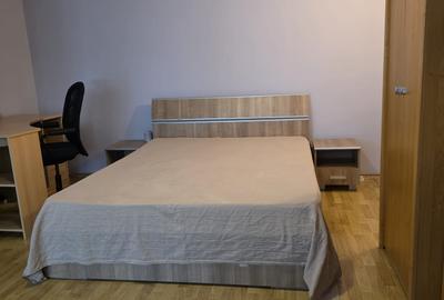 Garsonieră decomandată, mobilată în Dristor