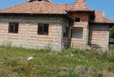 Teren de 650 mp, în Bujoreni