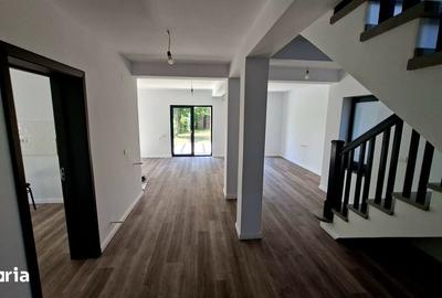 Casă cu 4 camere cu Teren 500 Mp în Bascov - 5