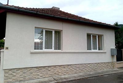 Casă cu 3 camere în Central - 2