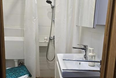 Apartament cu 3 camere în 1 Mai