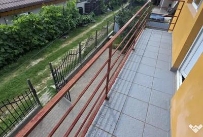 Casă cu 5 camere cu Teren 176 Mp în Central - 2