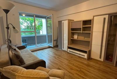 Apartament cu 2 camere decomandat în Drumul Taberei