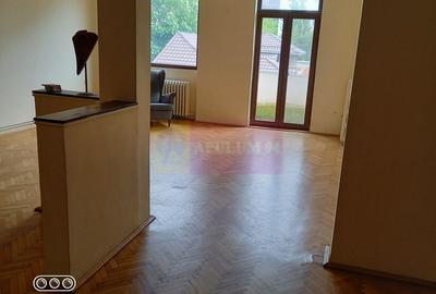 Apartament cu 5 camere semidecomandat în Mitropolie - 1