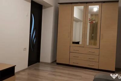 Apartament cu 2 camere semidecomandat în Pantelimon