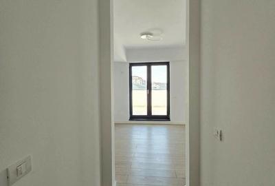 Apartament cu 4 camere decomandat în Dobroești