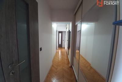 Apartament cu 3 camere decomandat, mobilat în Lipovei - 10