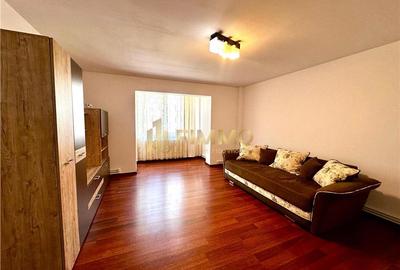Apartament cu 3 camere decomandat în Burdujeni