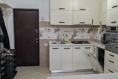 Apartament cu 2 camere semidecomandat în 1 Decembrie - 9