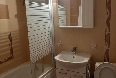 Apartament cu 2 camere decomandat în Tătărași