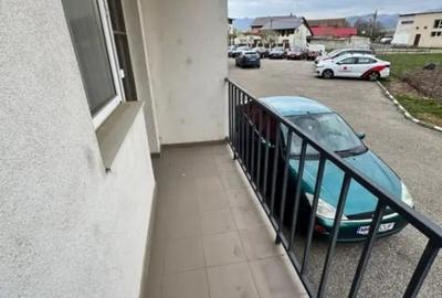 Apartament cu 2 camere decomandat în Hotvon