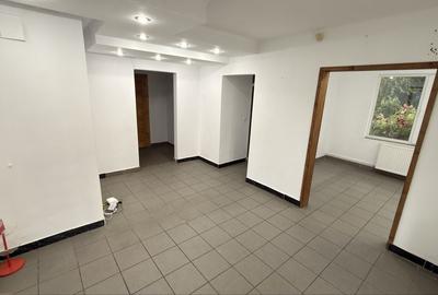 Apartament cu 3 camere în Central - 2