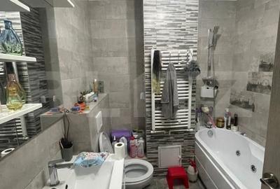 Apartament cu 3 camere decomandat, mobilat în Uzina 2 - 5