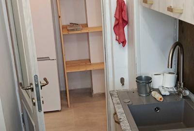 Apartament cu 2 camere decomandat în Exterior Vest