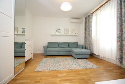 Apartament cu 2 camere decomandat în Titan